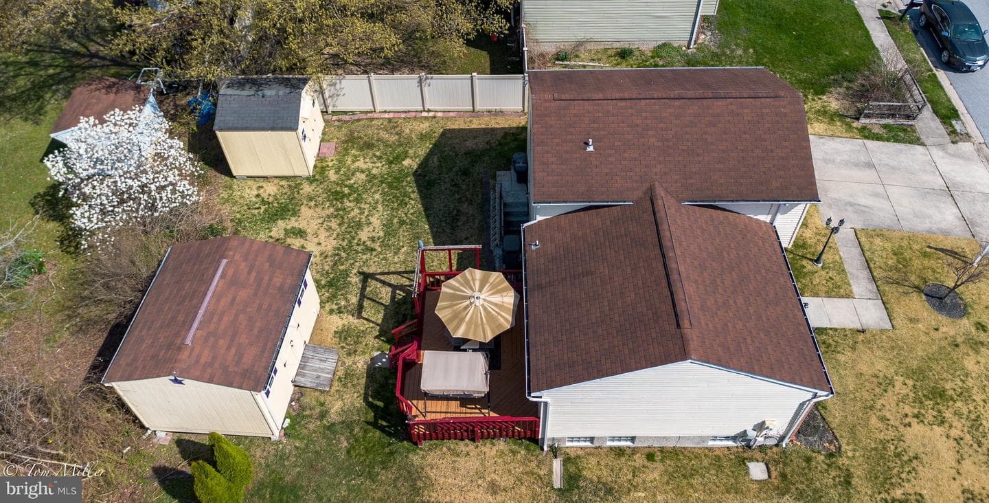 8802 Golden Tree Lane photo 31