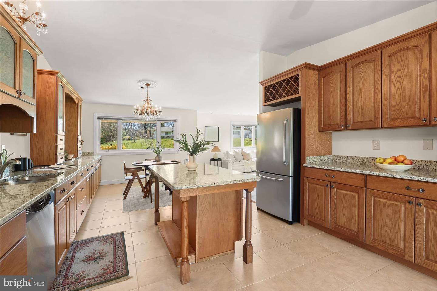 3410 Fielding Road photo 13