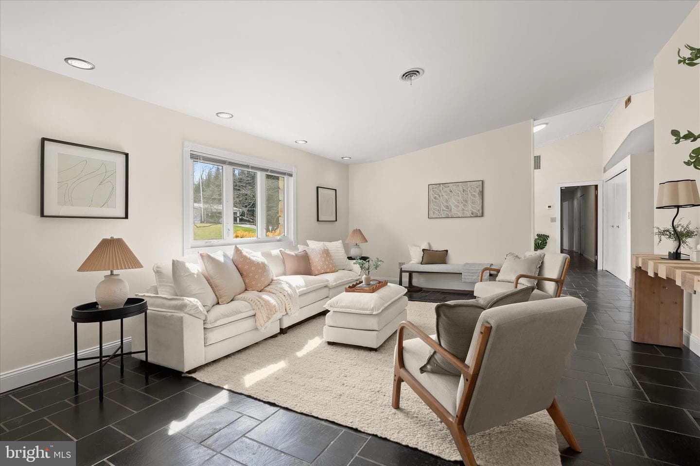 3410 Fielding Road photo 8