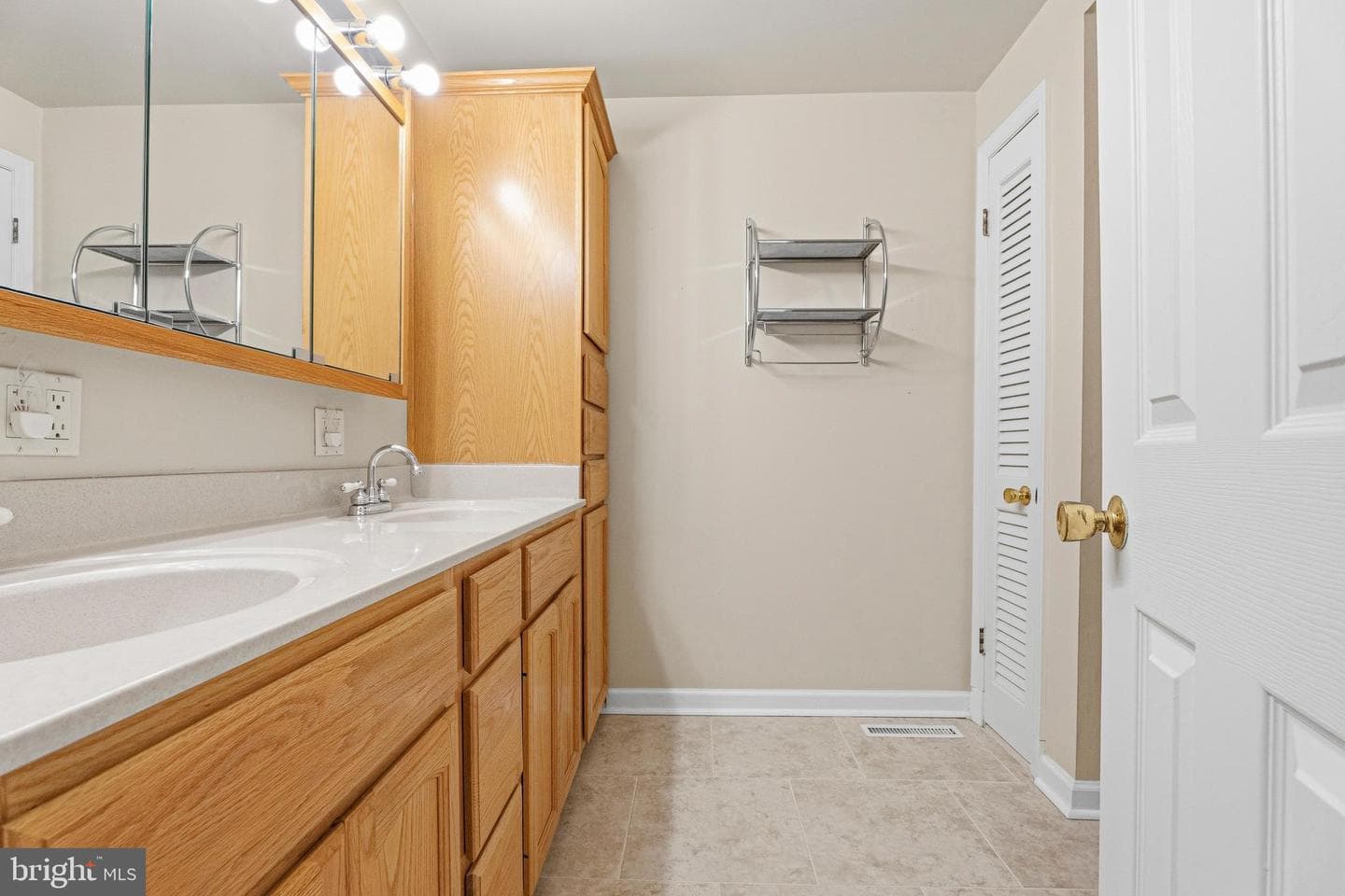 2407 Eastridge Road photo 25