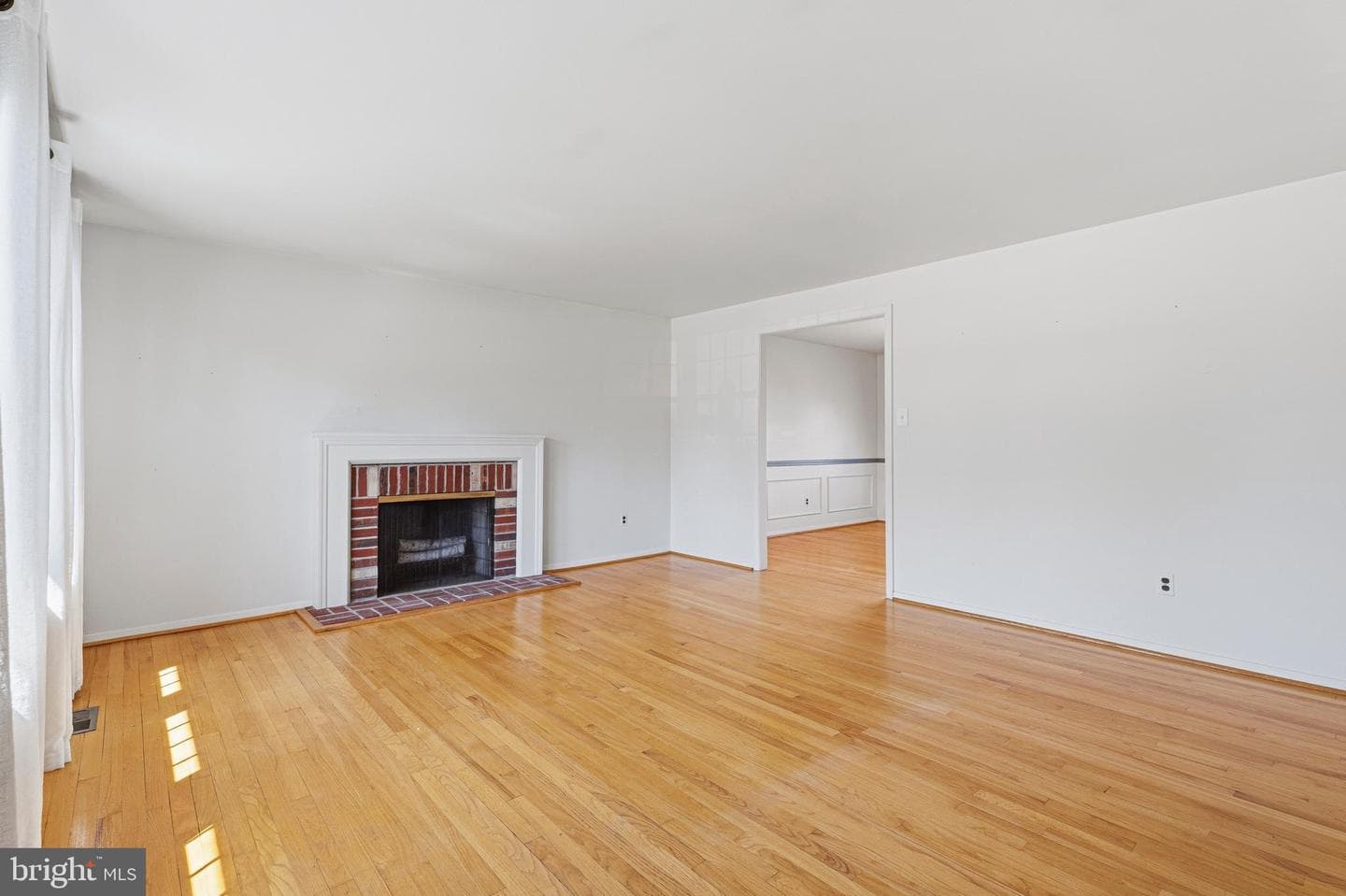 2407 Eastridge Road photo 4