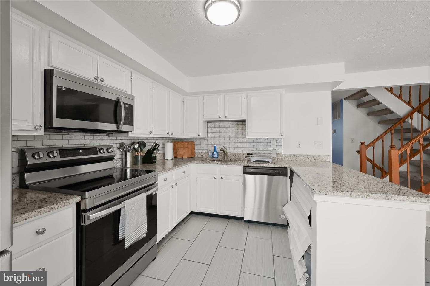 27 Alexander Court photo 16