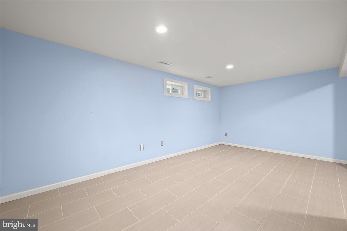27 Alexander Court photo 39