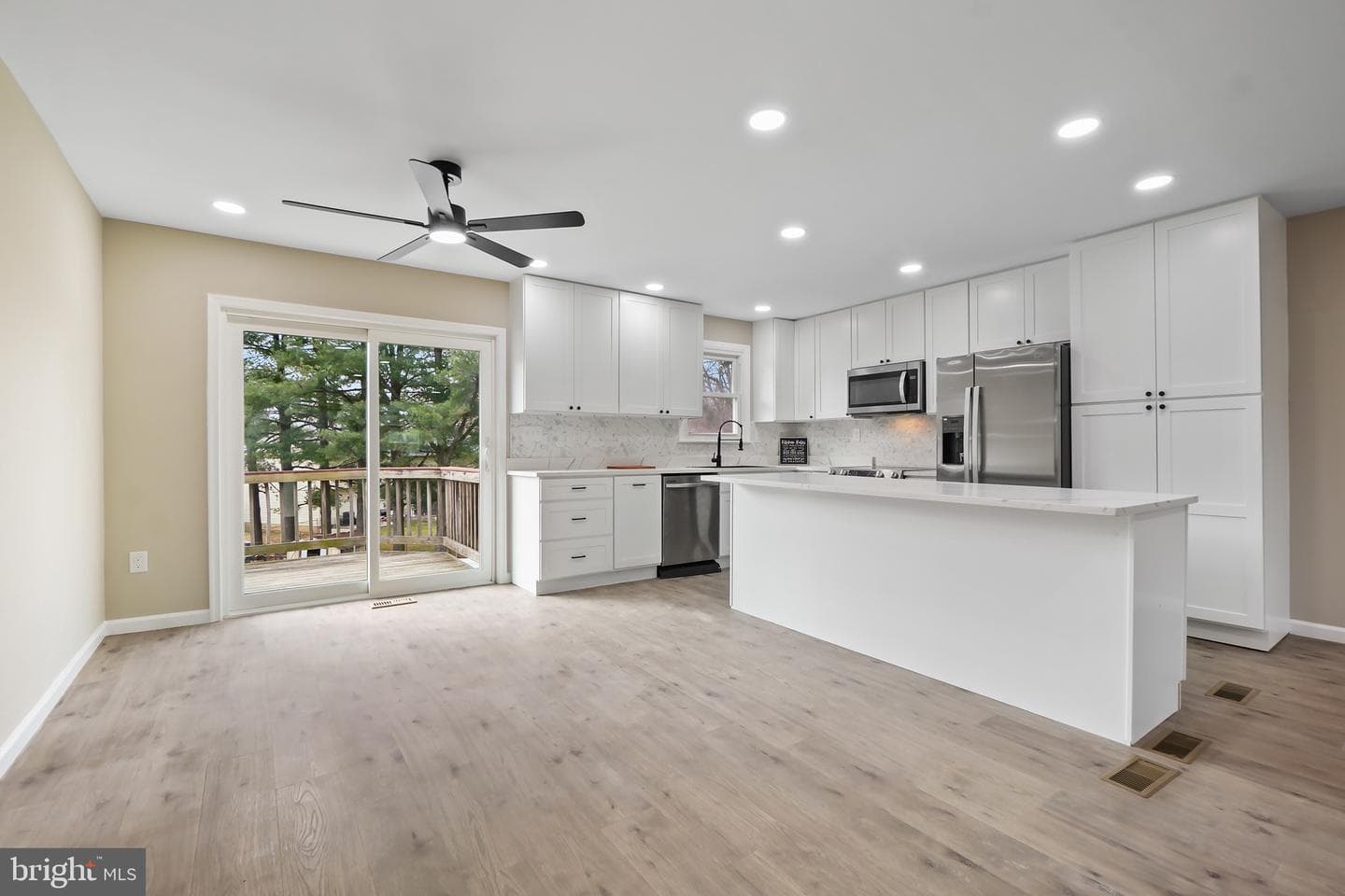 103 Strongwood Road photo 8