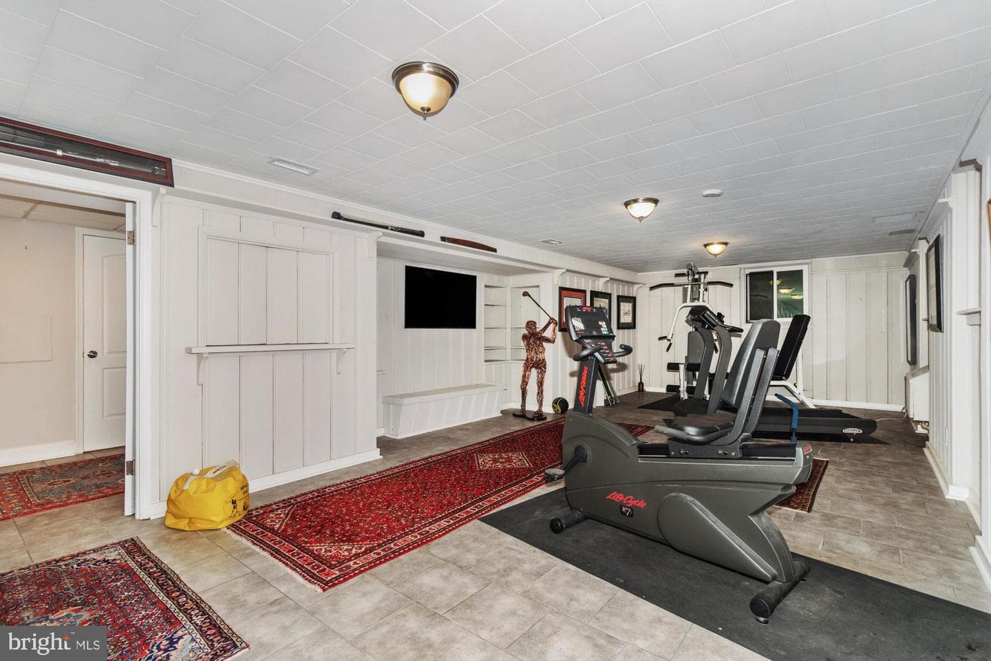 612 W Chesapeake Avenue photo 38