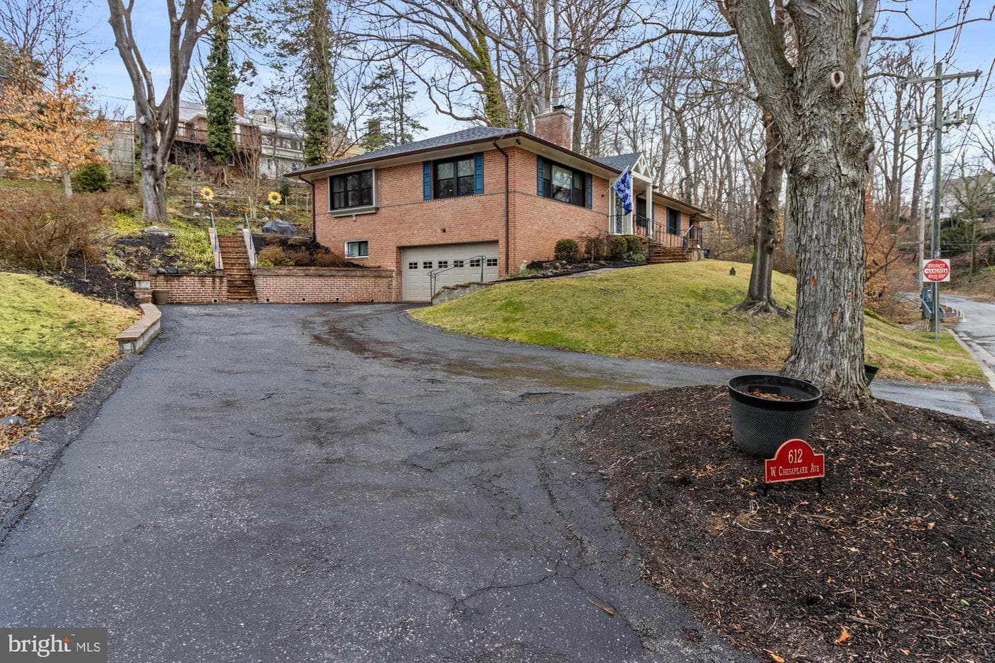 612 W Chesapeake Avenue photo 60