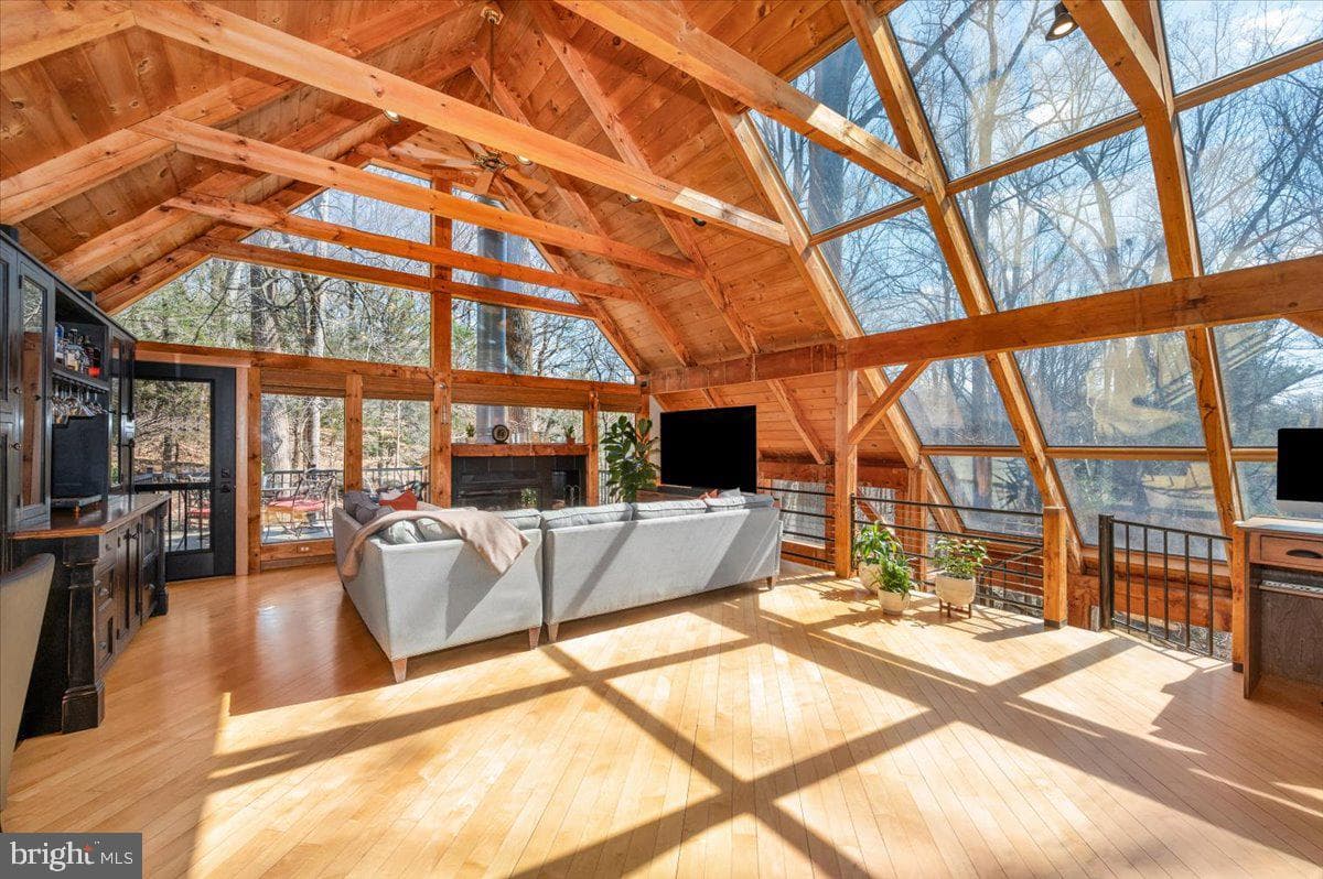 213 Sherwood Road