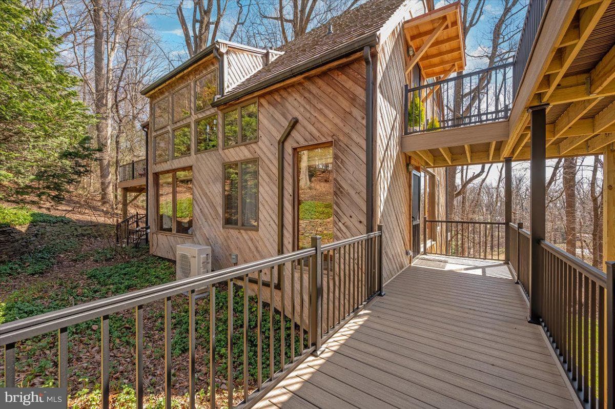 213 Sherwood Road photo 50