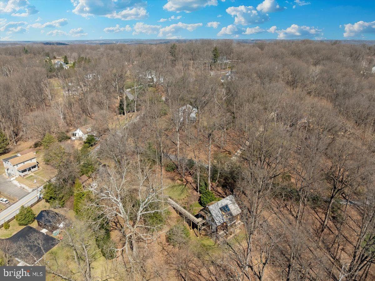 213 Sherwood Road photo 71