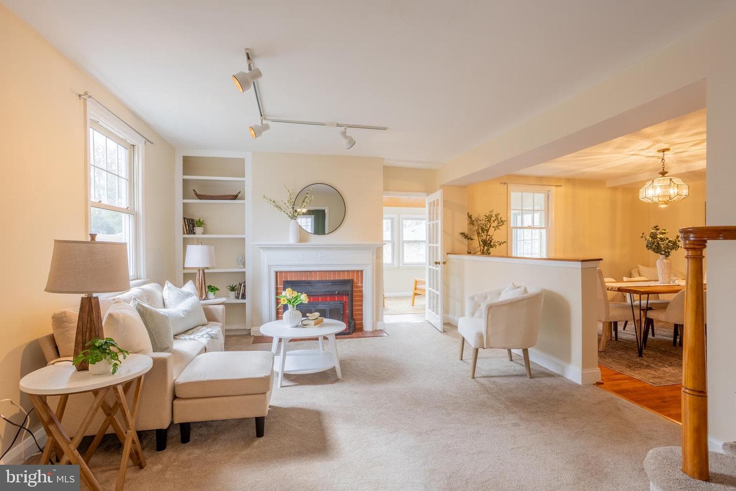 2012 Cedar Circle Drive photo 4
