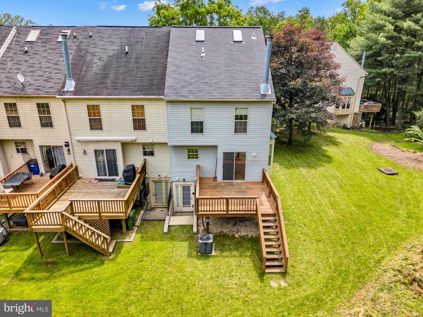 4816 Wainwright photo 8