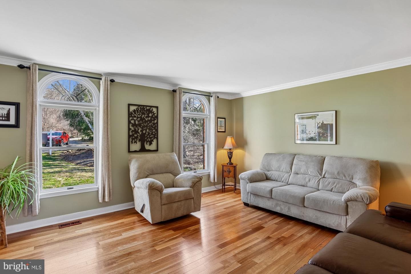 702 Falls Road photo 15