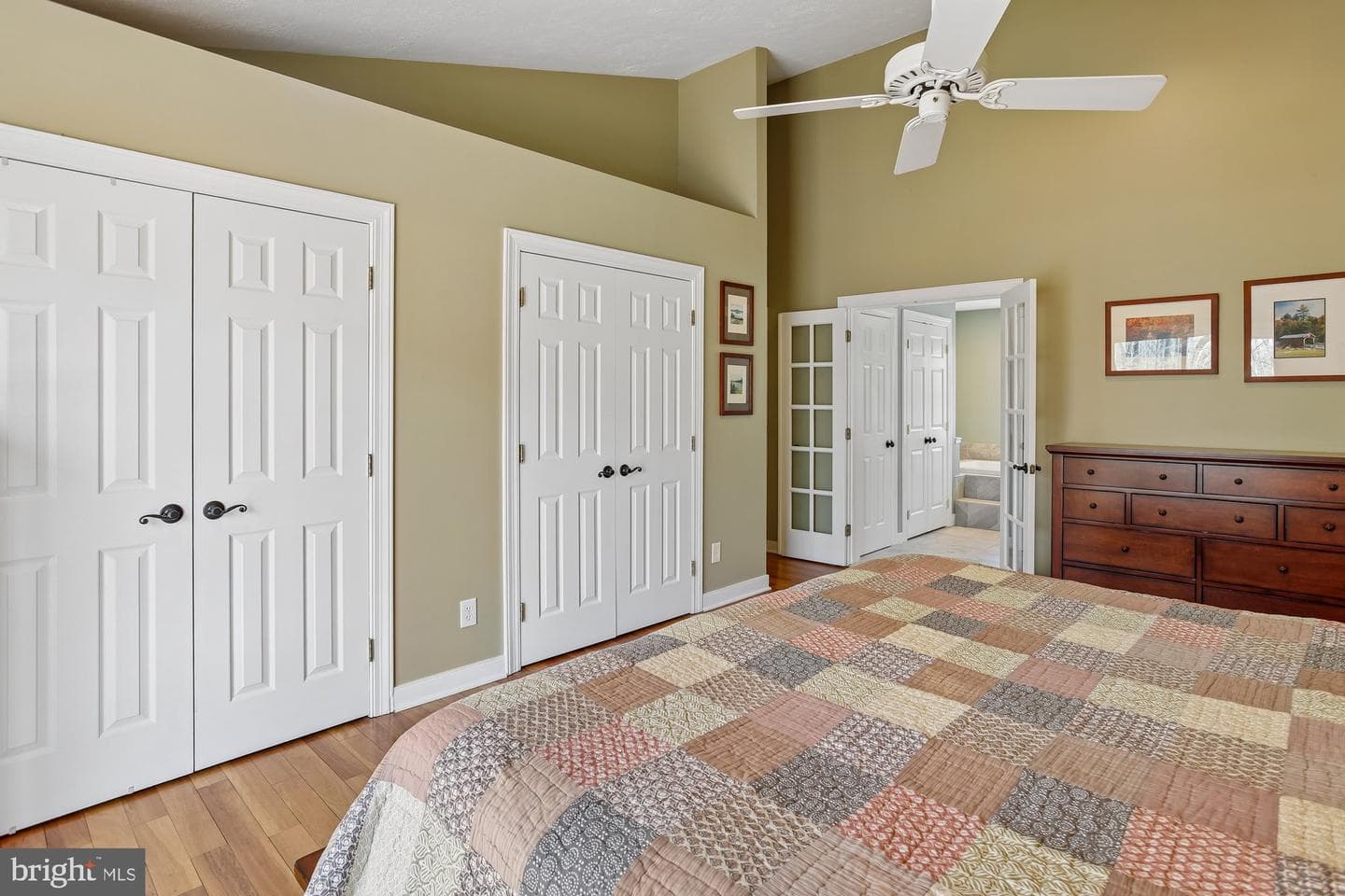 702 Falls Road photo 21
