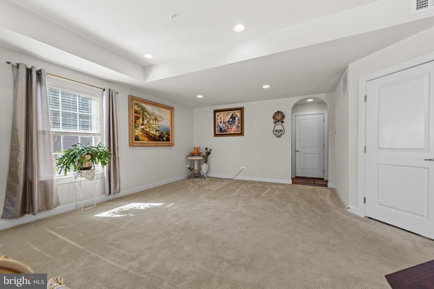 8700 Springvale Drive photo 4