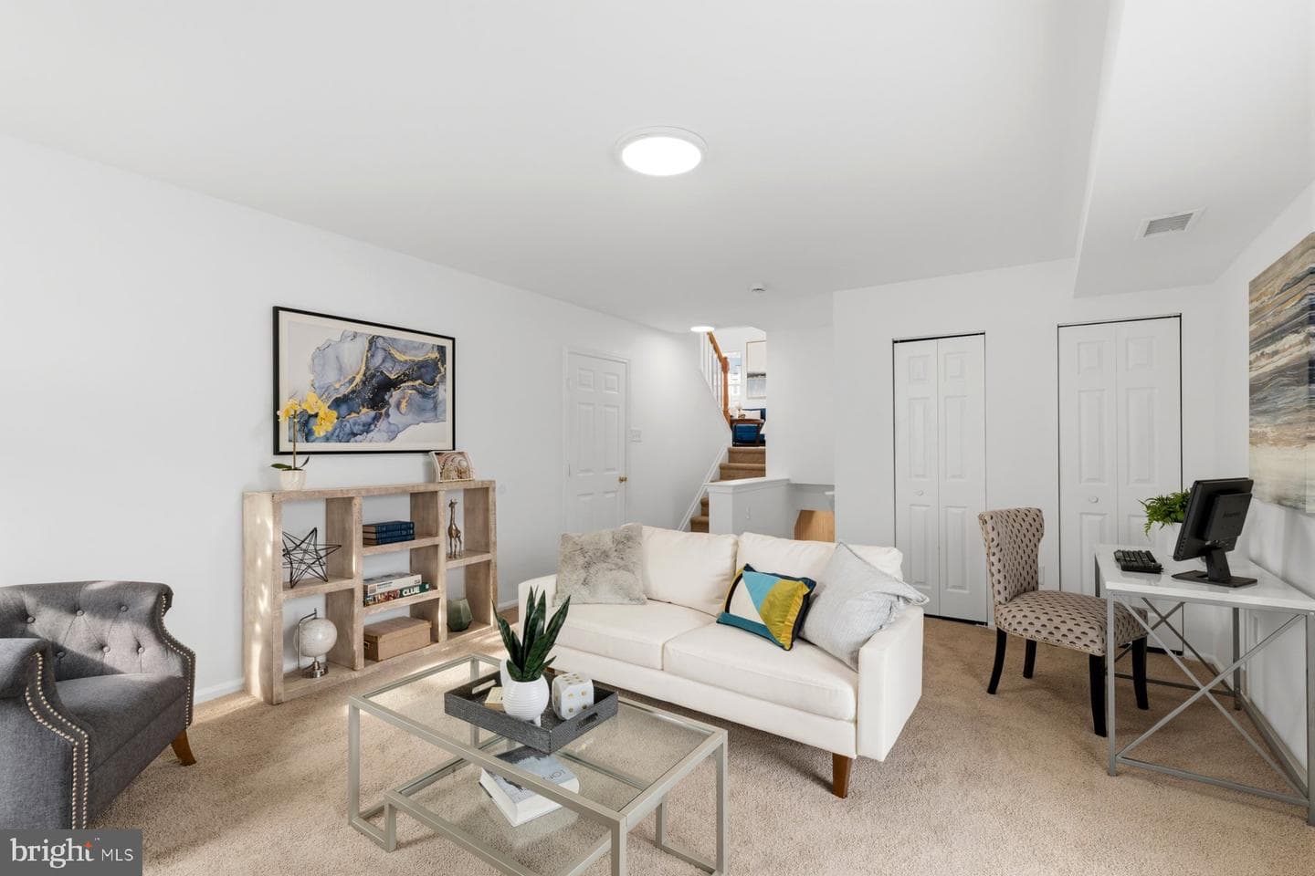 9015 Tarpleys Circle photo 17