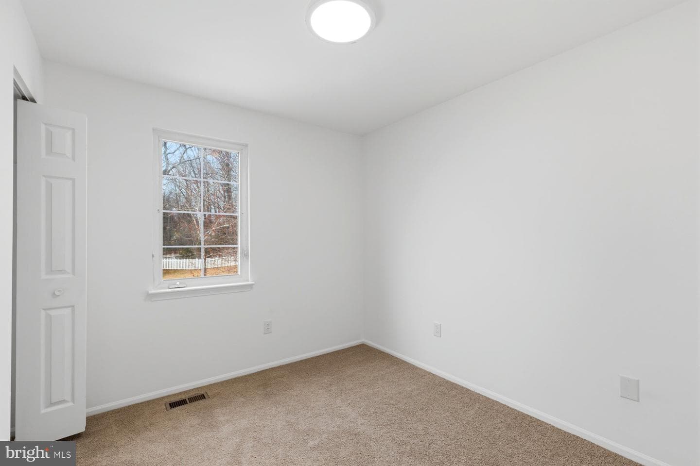9015 Tarpleys Circle photo 22