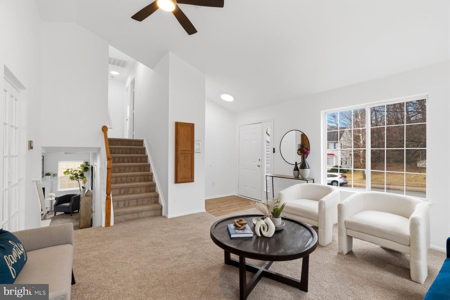9015 Tarpleys Circle photo 7