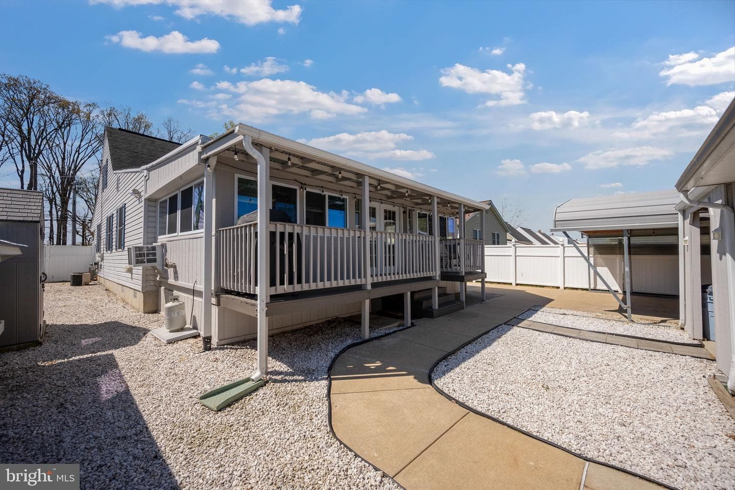 8626 Wise Avenue photo 40