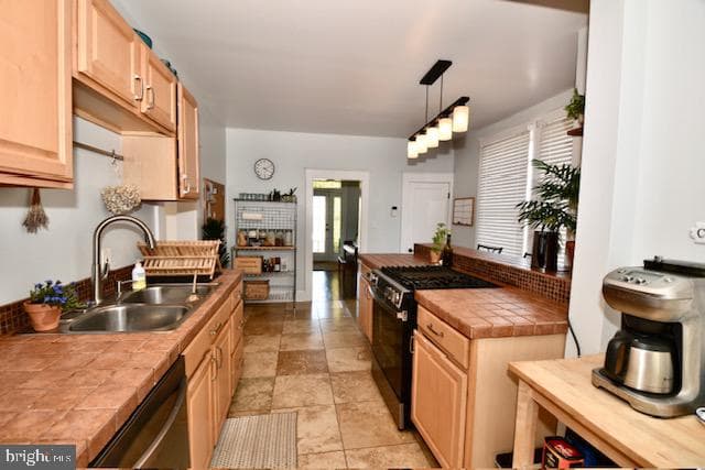 4221 Cardwell Avenue photo 12