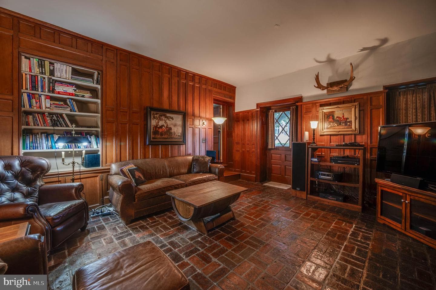 2207 Eastlake Road photo 19