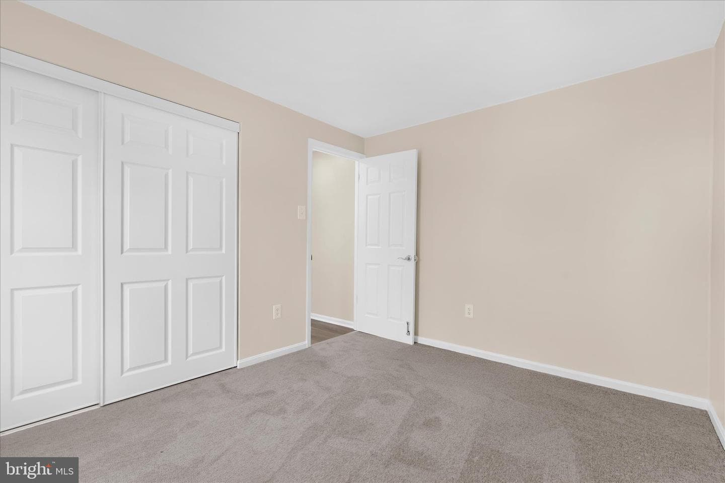 12129 Buttonwood Lane photo 24