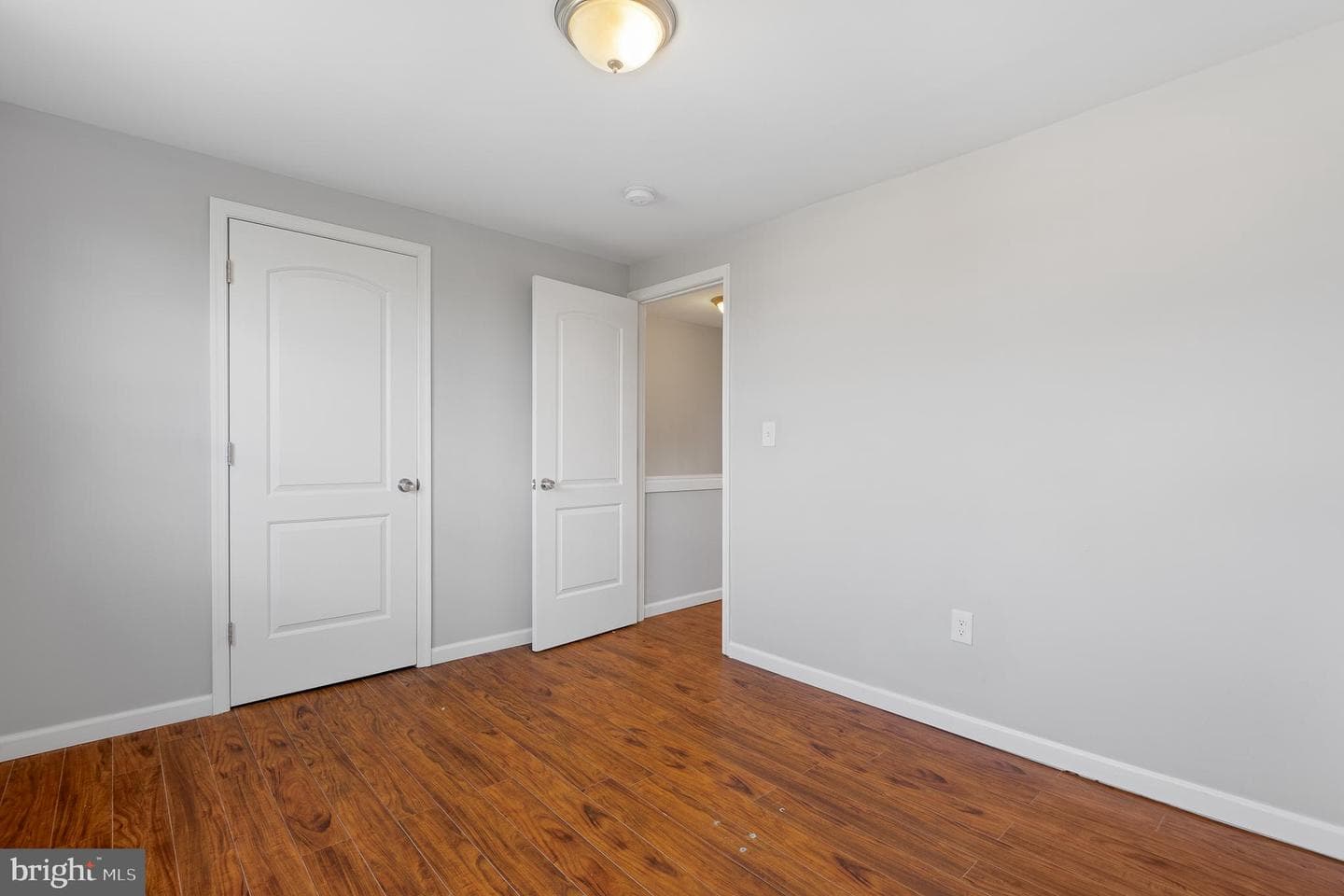 801 Seckel Court photo 18