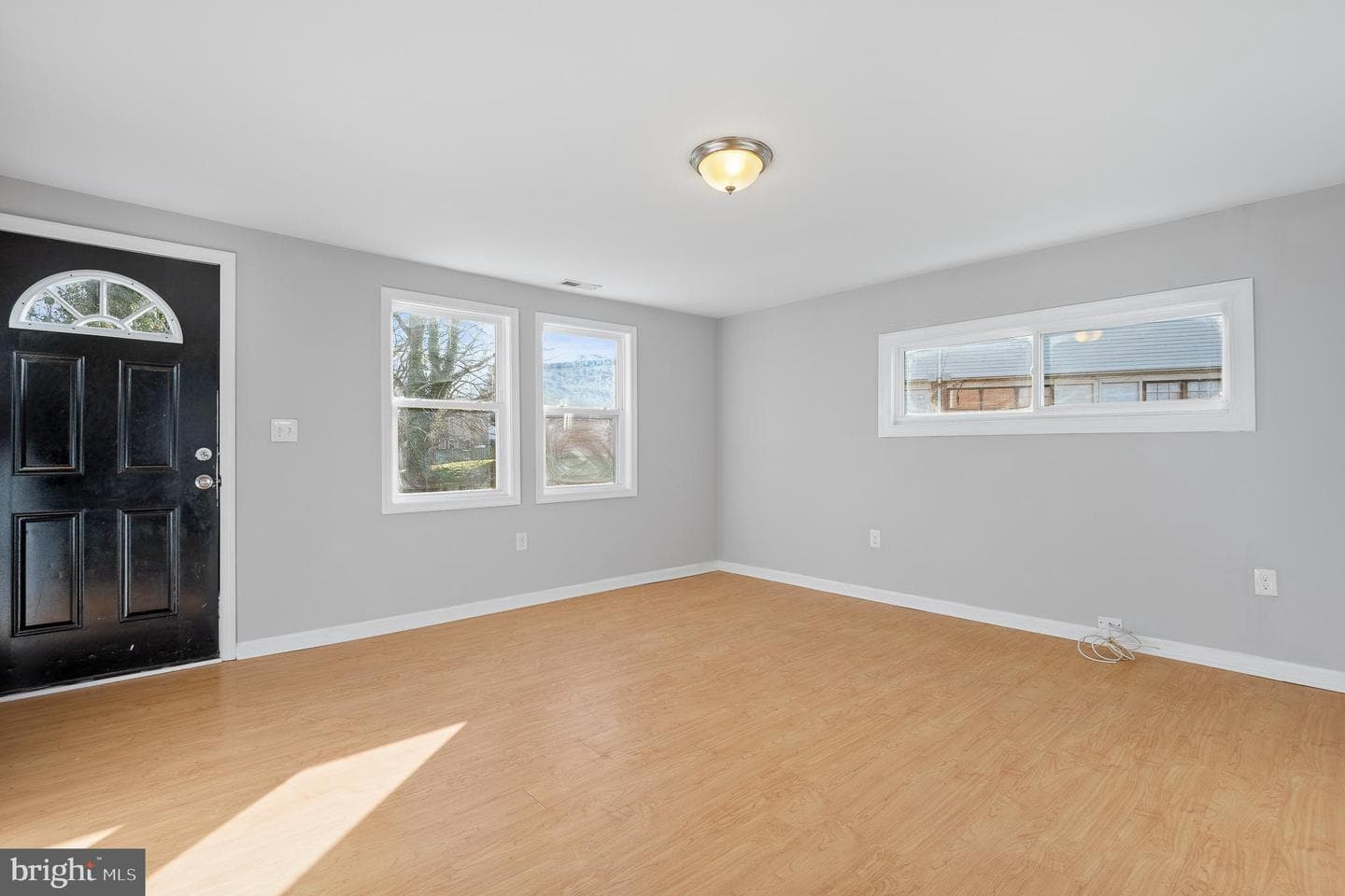 801 Seckel Court photo 9