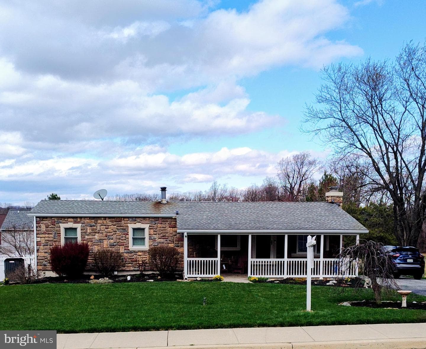 4728 Bucks School House Road photo 2