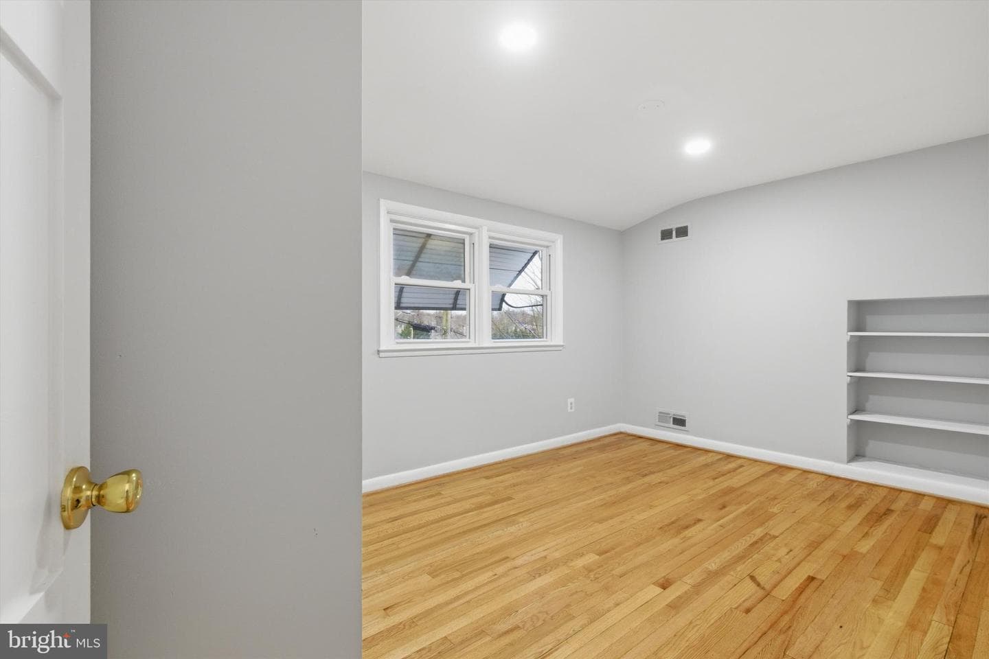 6703 Glenkirk Road photo 22