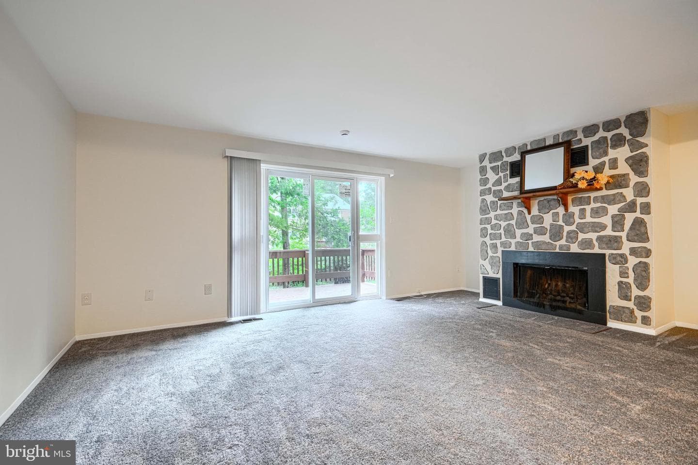 95 Blondell Court photo 28