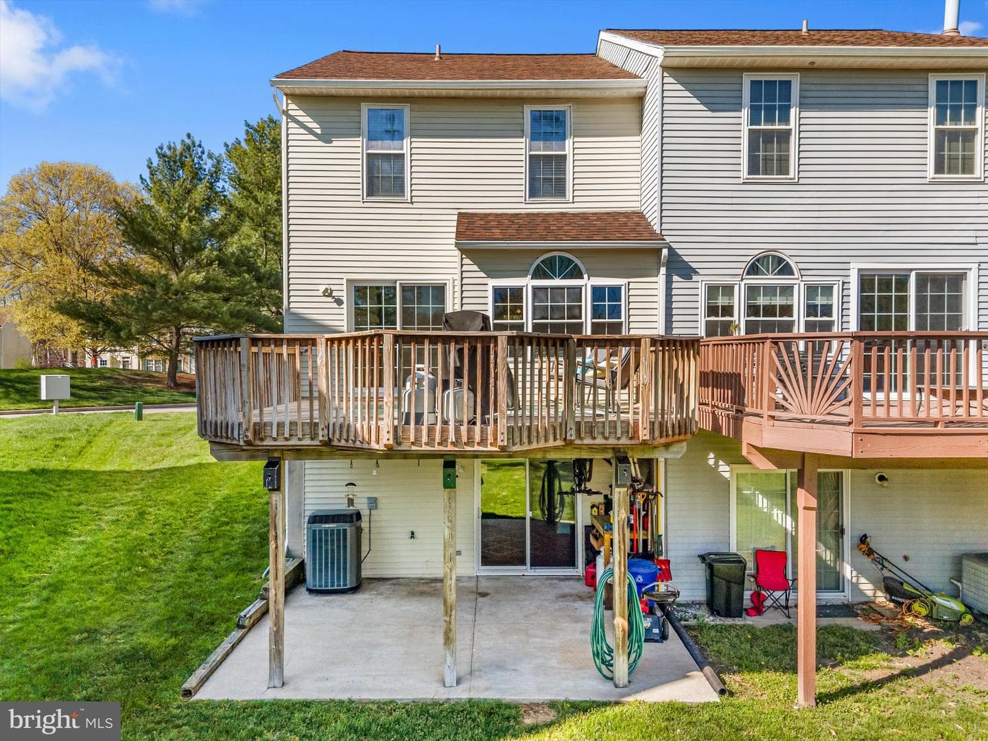 654 Marianne Lane photo 24