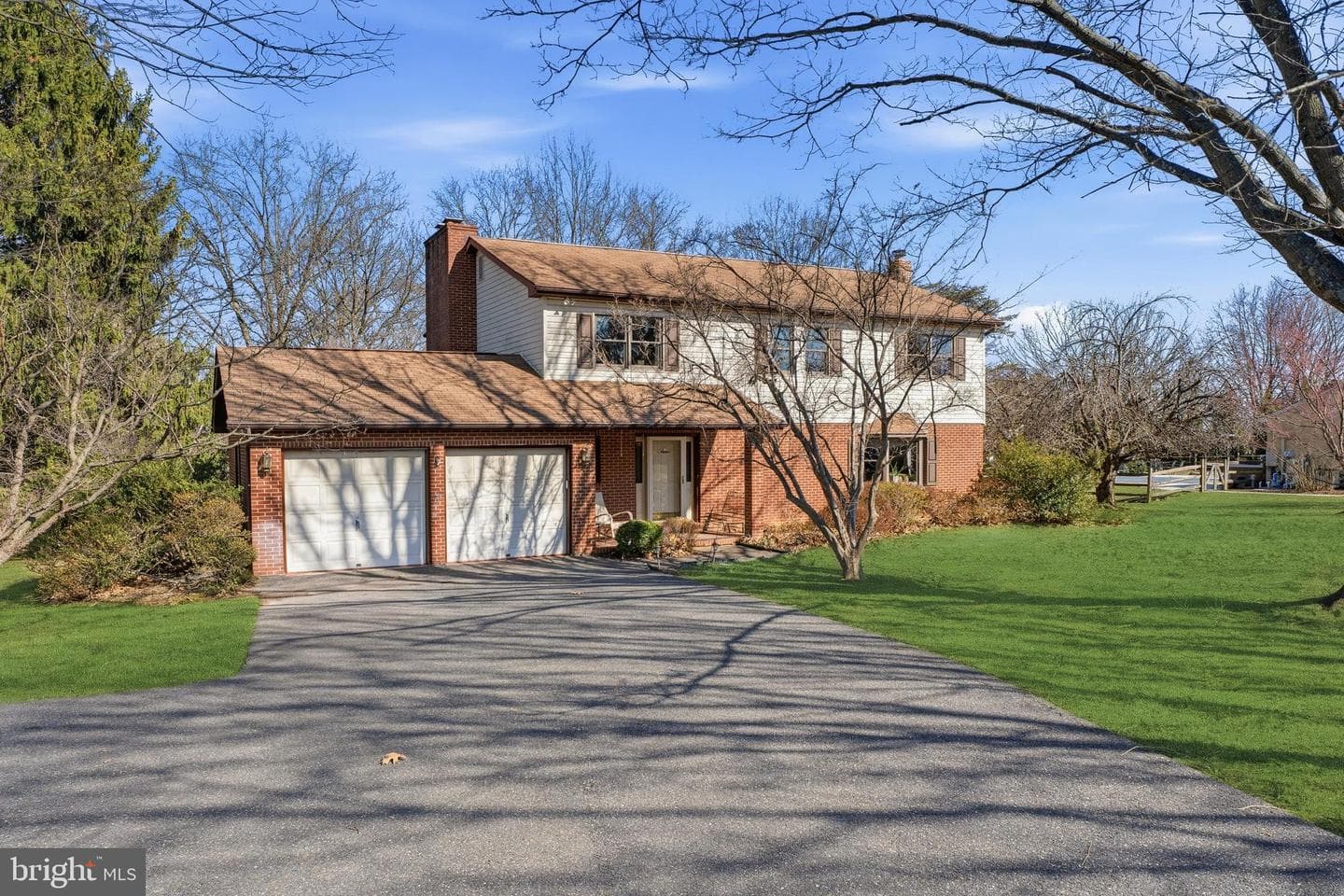 14017 Manor Road photo 2