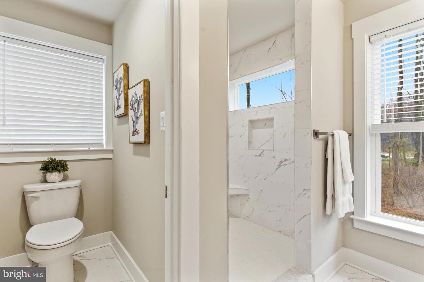2036 William Avenue photo 41