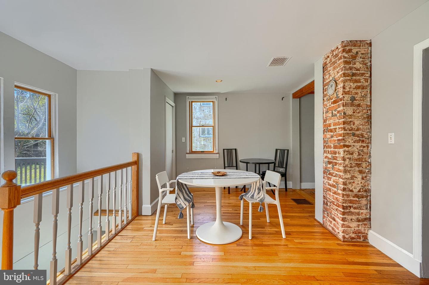 1723 W Joppa Road photo 21