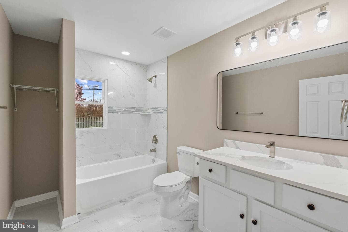 2901 Michigan Avenue photo 12