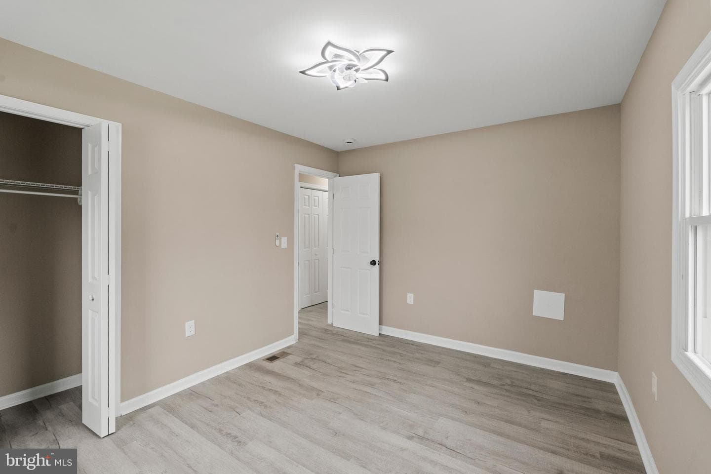 2901 Michigan Avenue photo 13