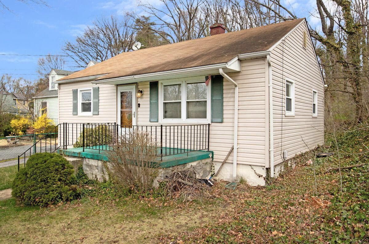 1010 Chesaco Avenue photo 23