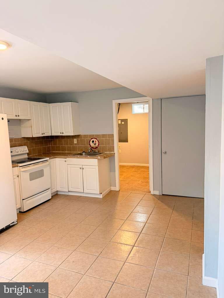 6750 Railway Avenue photo 25