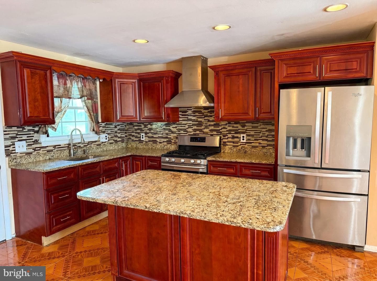 8907 Maplebrook Road photo 4