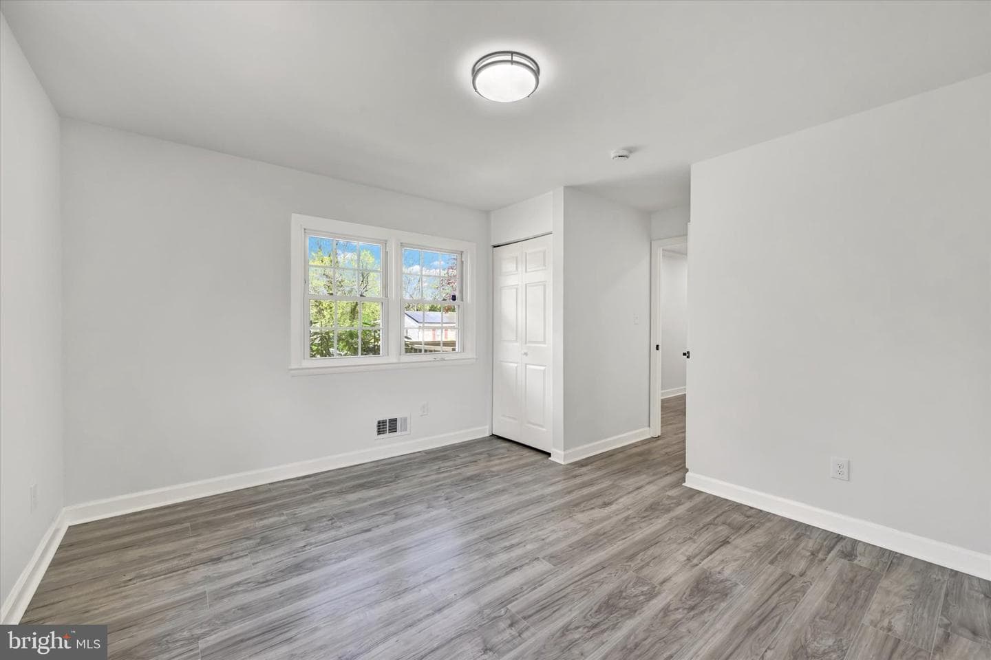 119 Rockrimmon Road photo 17