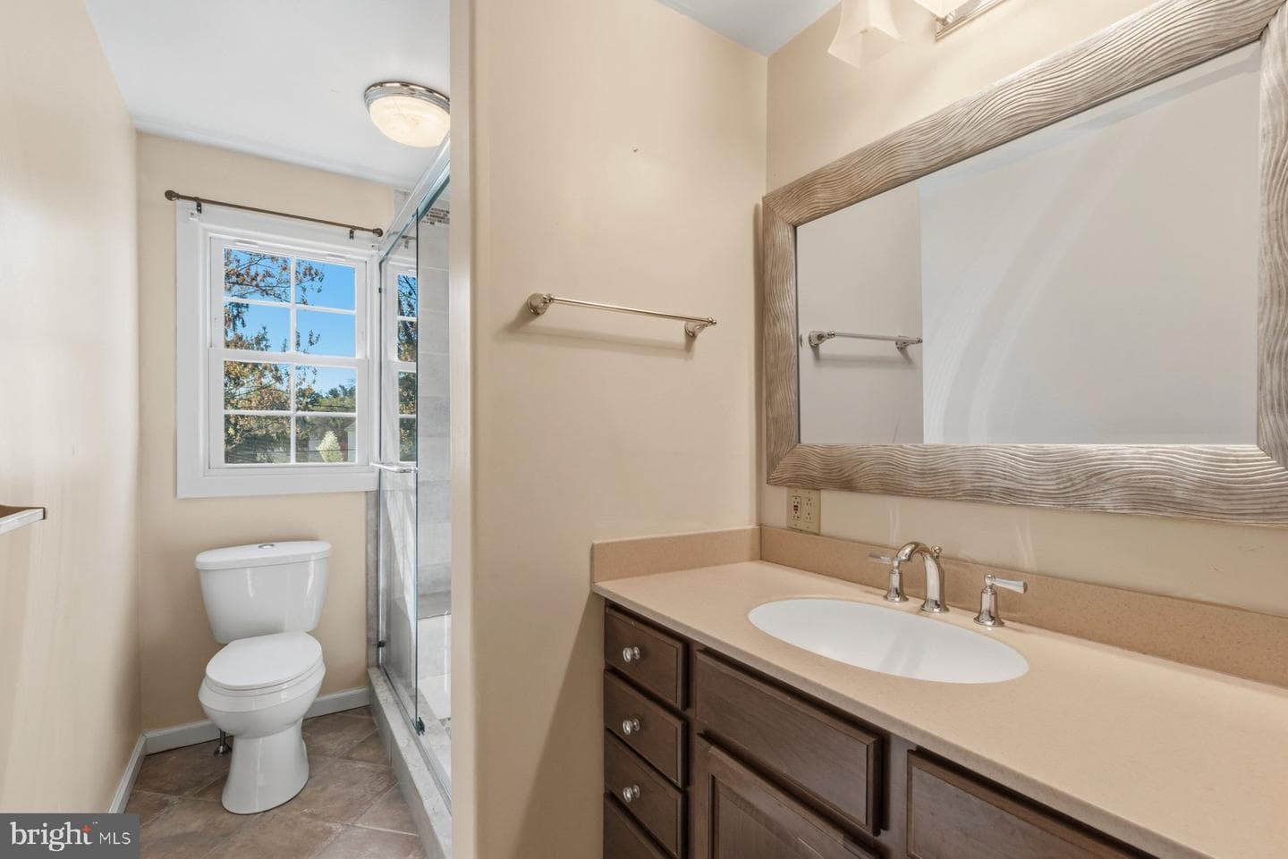 2413 Spring Lake Drive photo 19