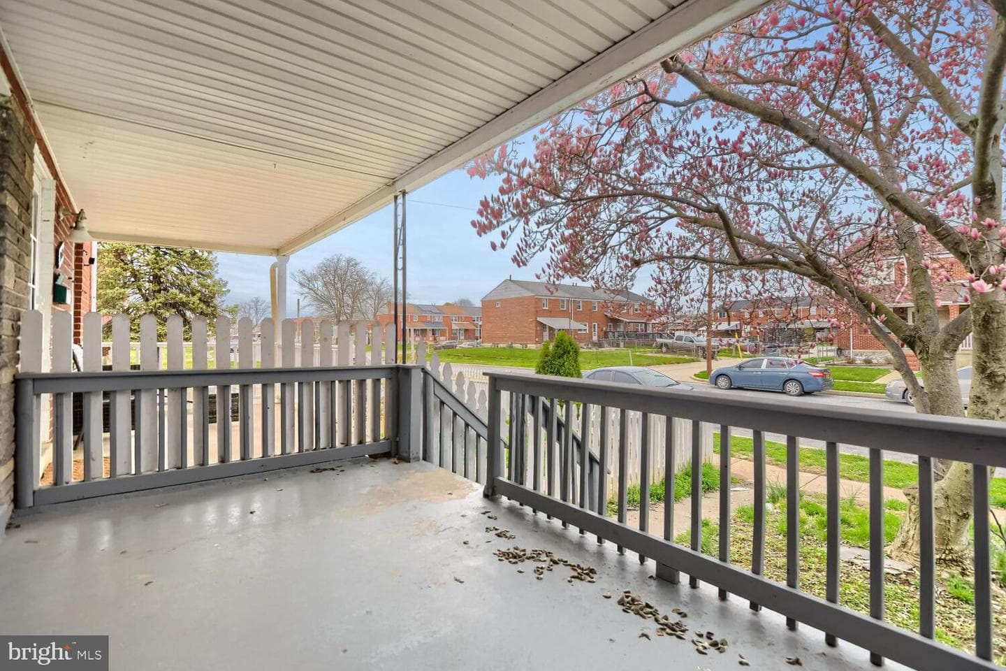 930 Foxwood Lane photo 4