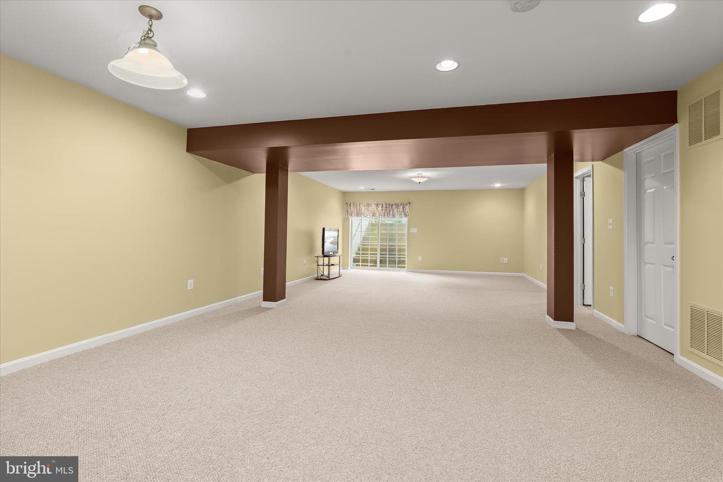 2035 Myrtlewood Road photo 43