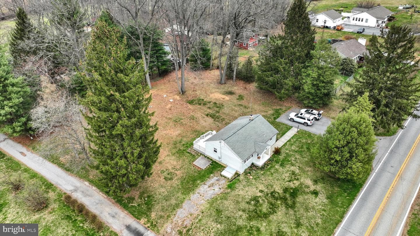 19638 Graystone Road photo 8