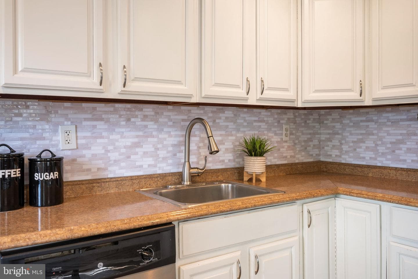 3225 Ryerson Circle photo 9