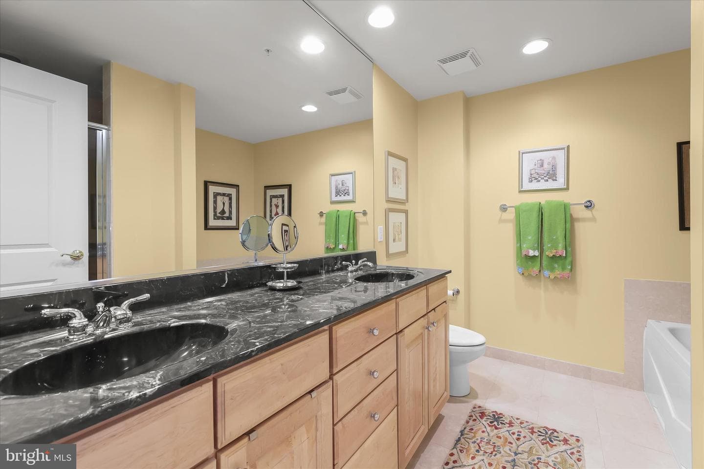 7902 Brynmor Court #205 photo 29