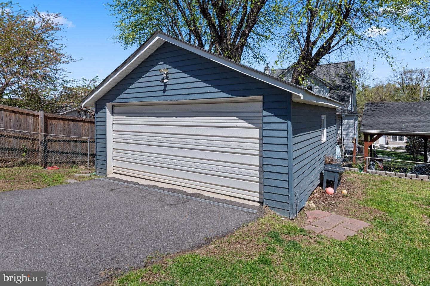 521 Fairview Avenue photo 33