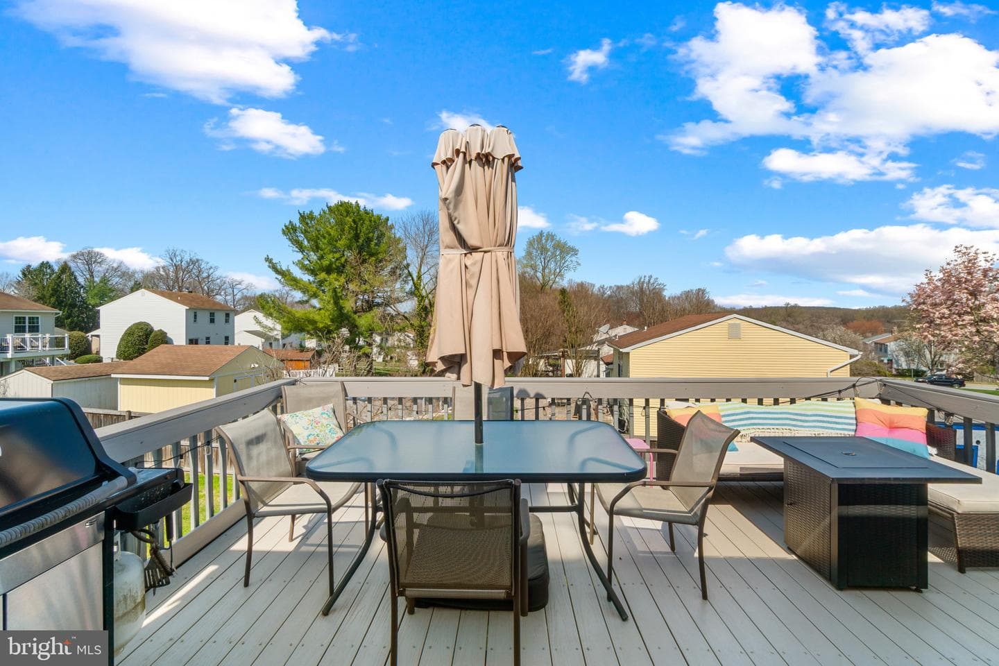 9469 Seven Courts Drive photo 26