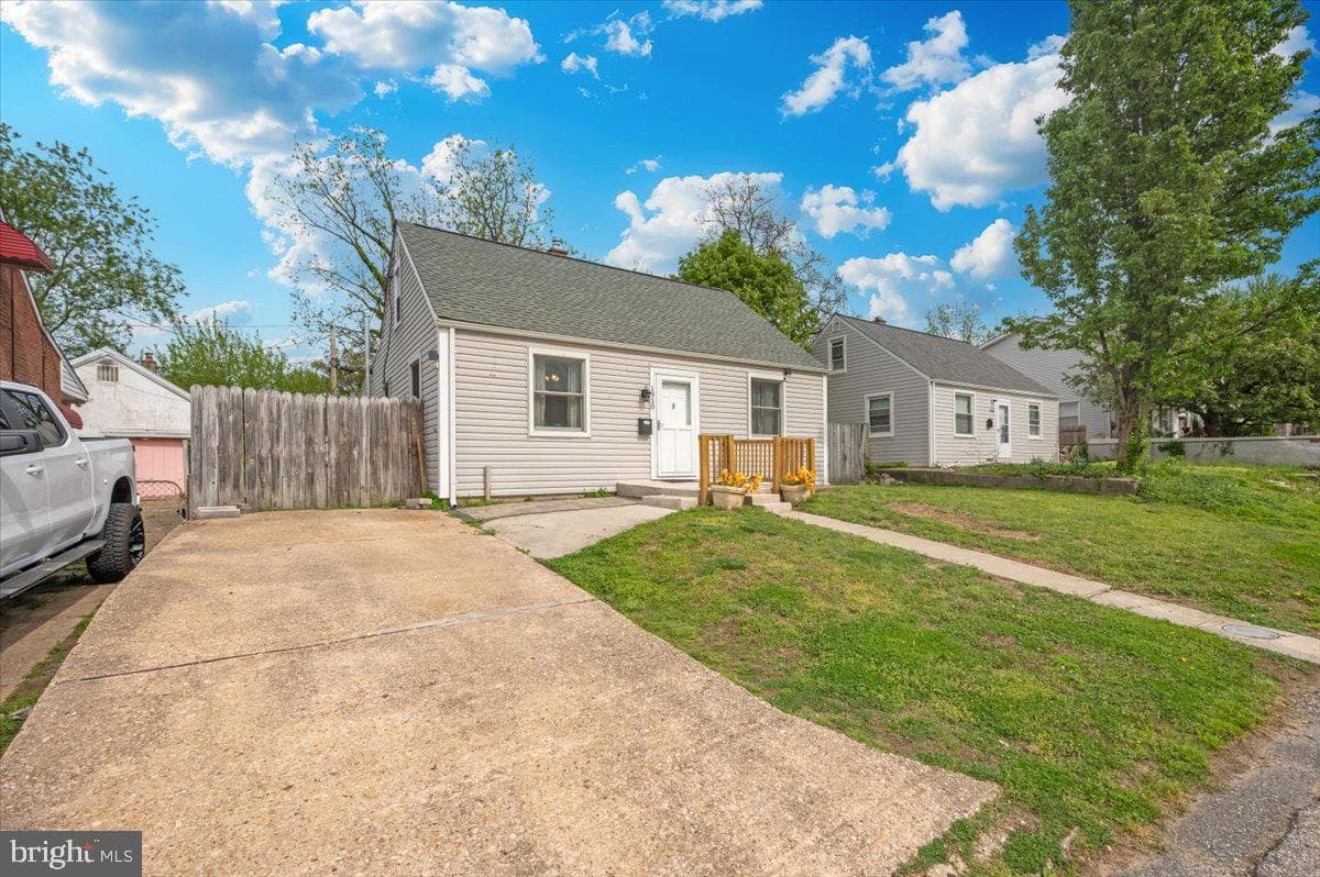 1910 Tyler Road photo 57