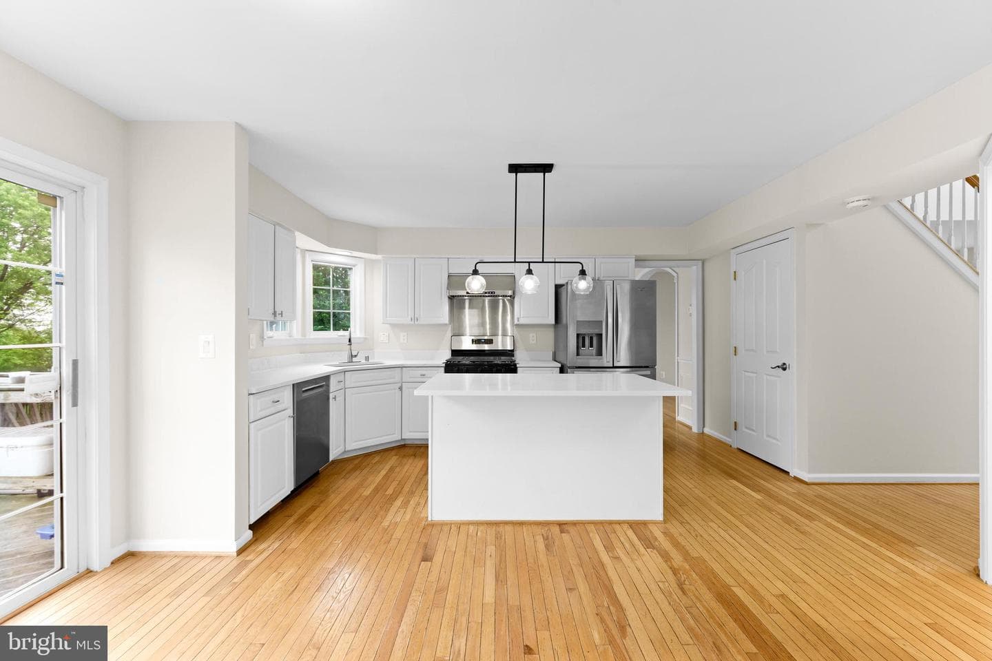 9001 Hines Road photo 17
